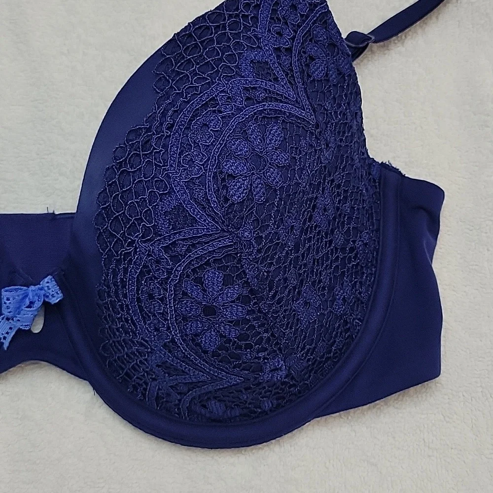 Victoria' Secret Body By VS Perfect Coverage Underwire Blue Lace Padded Bra 34D